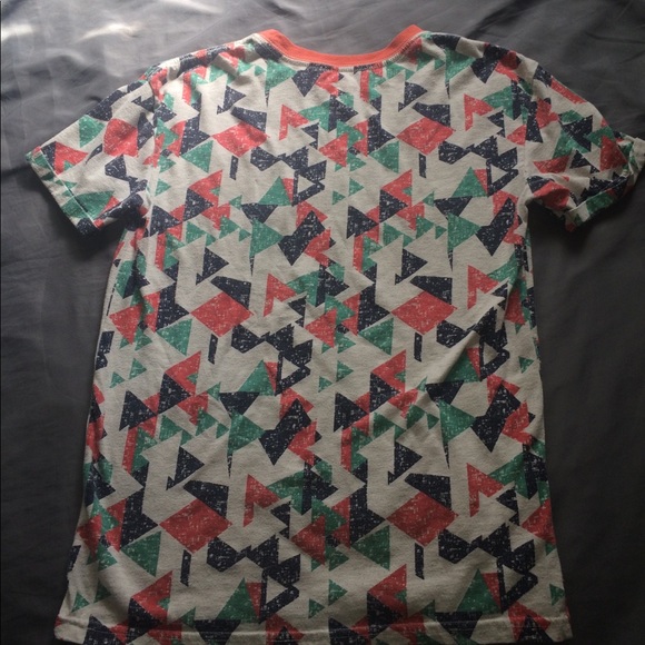 Boy Colorful Shirt. - Picture 2 of 2